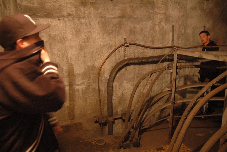 wire room